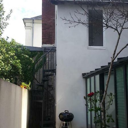 Appartement Studio Hauts Pavés à Nantes Extérieur photo